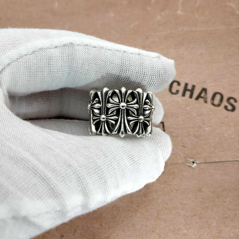 Ch**me He**ts rings